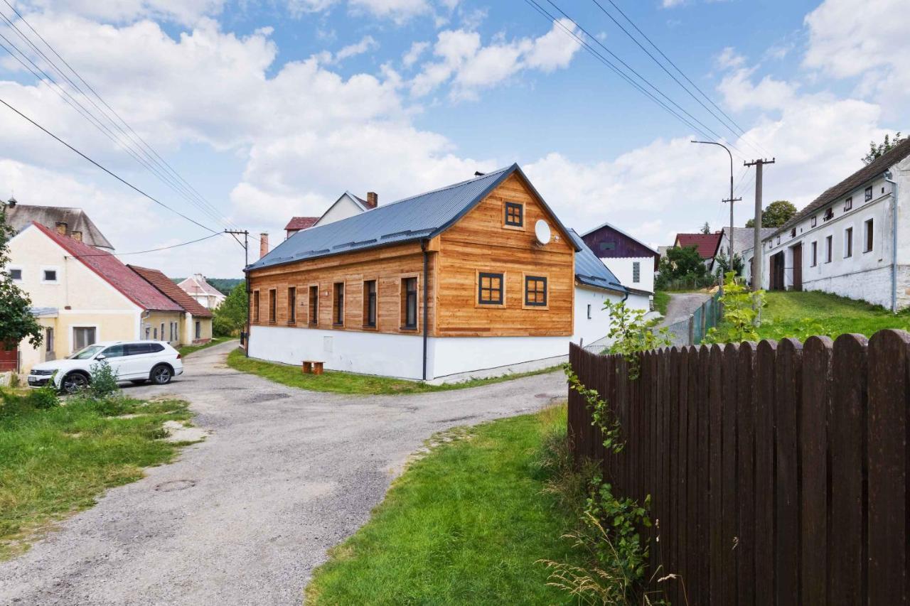 Chalupa Ceska Kanada Pensionat Dobrohor Exteriör bild